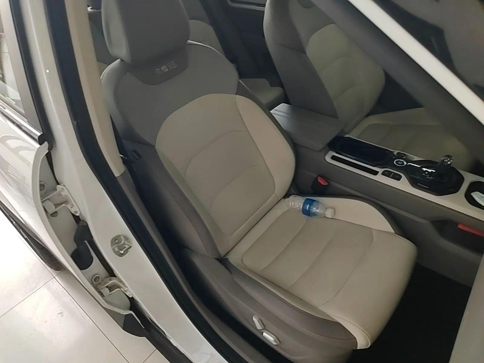 Geely Auto icon 2026 Model Chocolate 1.5TD Pure & Refined Edition — миниатюра 19
