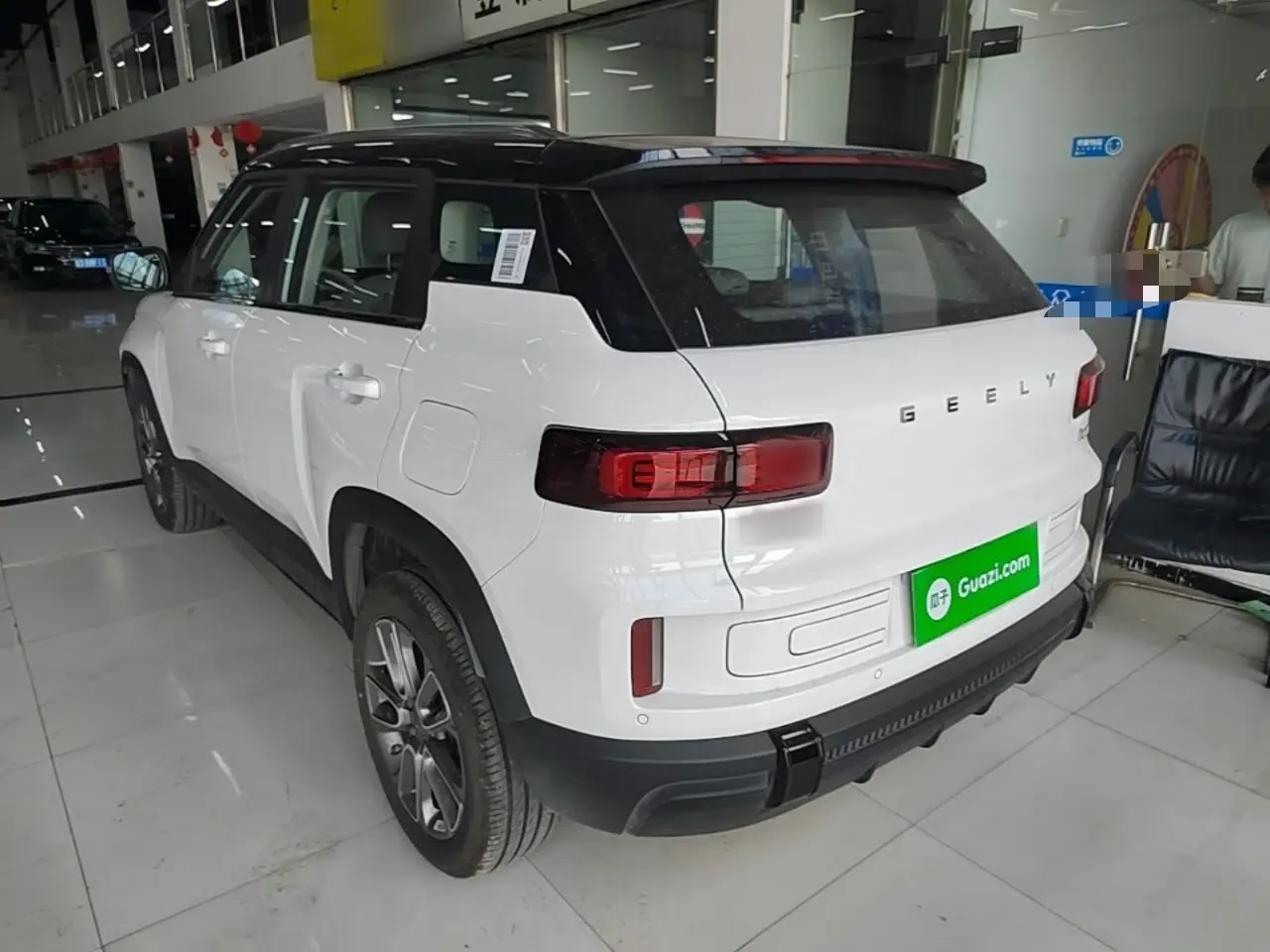 Geely Auto icon 2026 Model Chocolate 1.5TD Pure & Refined Edition — миниатюра 4