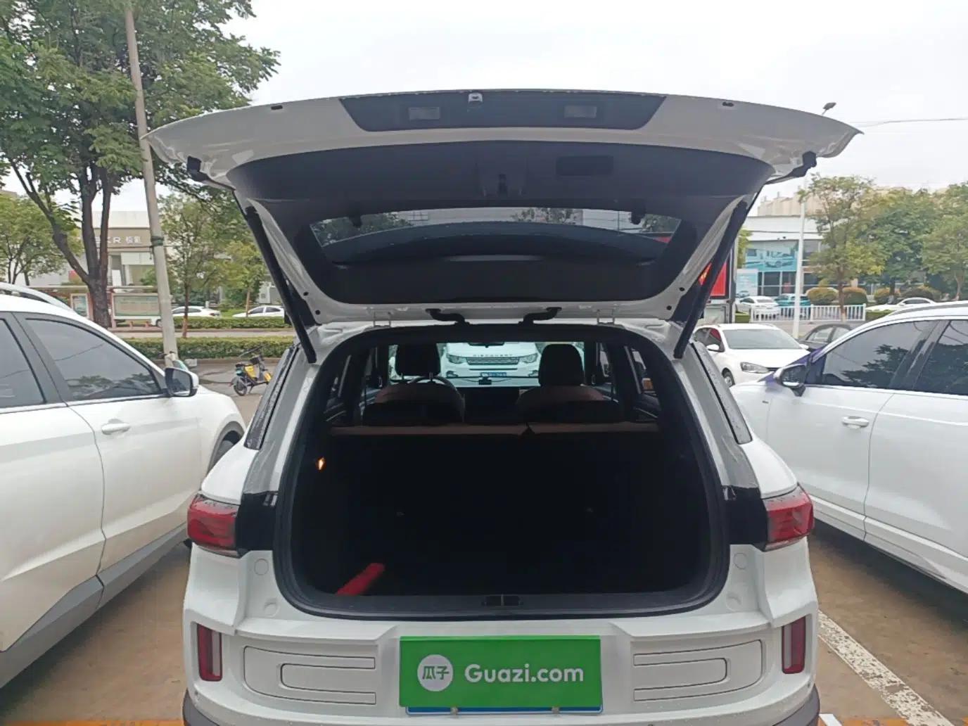 Geely Auto icon 2023 1.5TD Chocolate Smoothie Edition — миниатюра 22