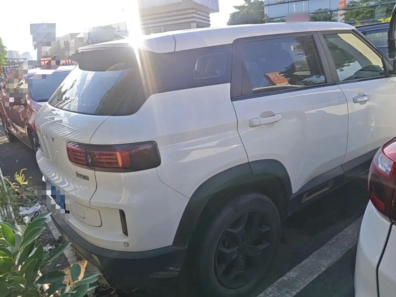 Geely Auto icon 2020 1.5TD i6 — миниатюра 6