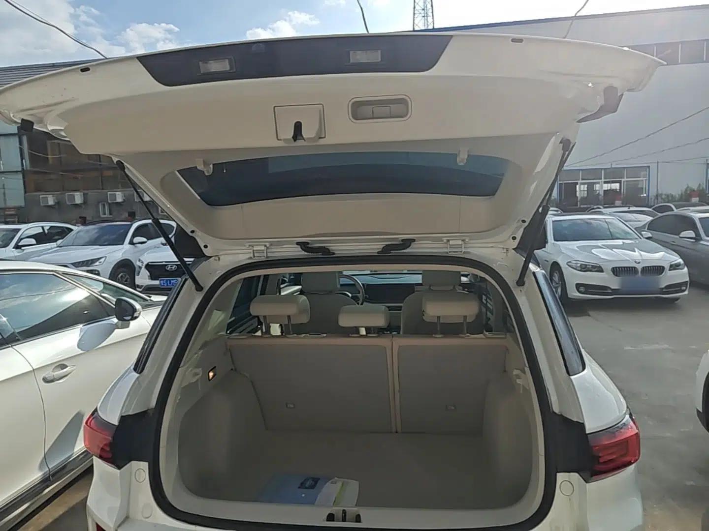 Geely Auto icon 2023 1.5TD Chocolate Smoothie Edition — миниатюра 22
