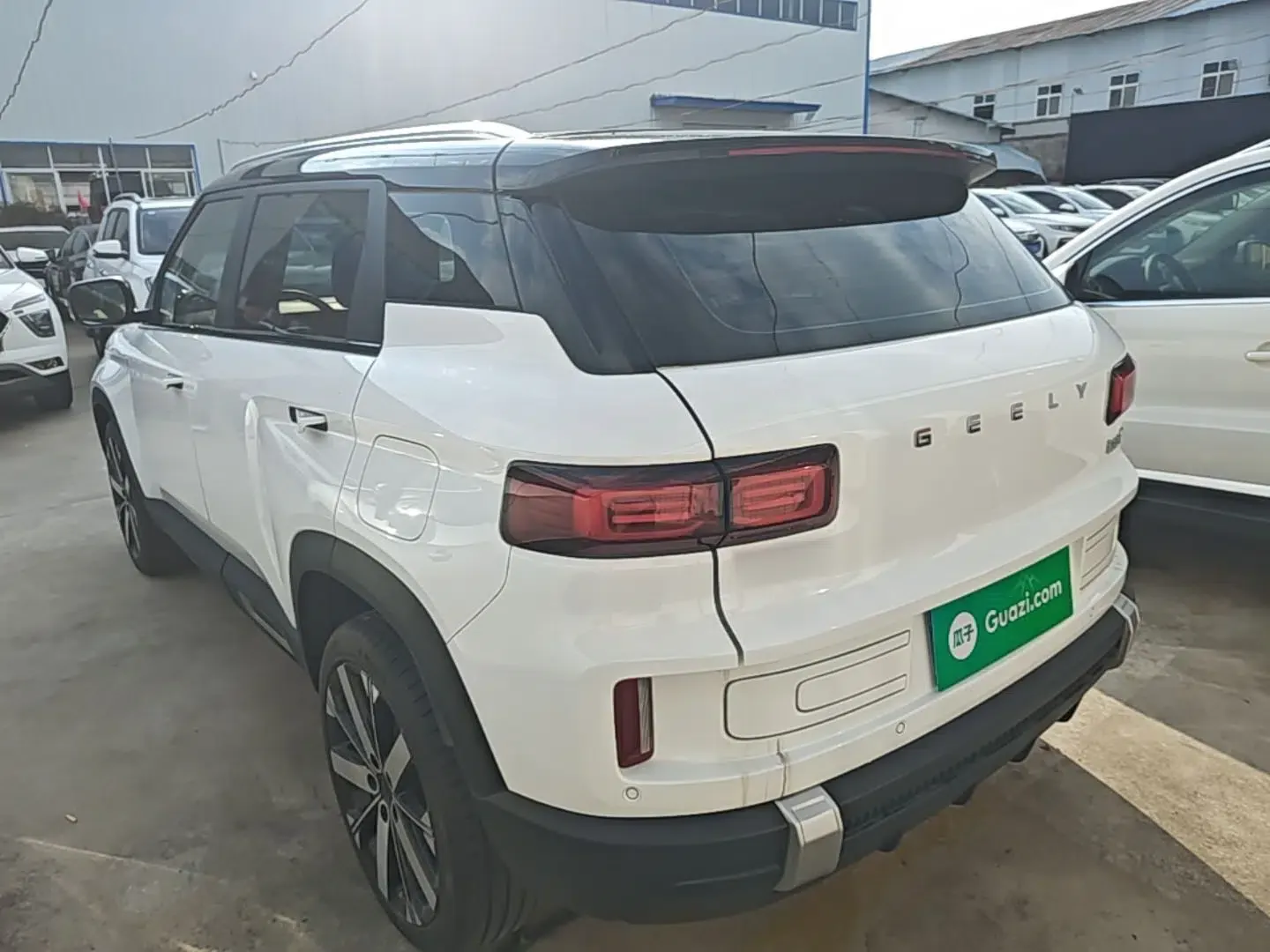 Geely Auto icon 2023 1.5TD Chocolate Smoothie Edition — миниатюра 4