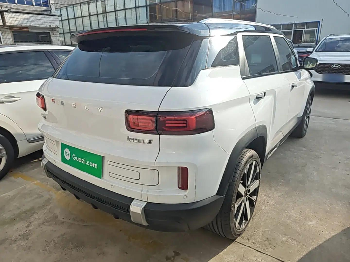 Geely Auto icon 2023 1.5TD Chocolate Smoothie Edition — миниатюра 6