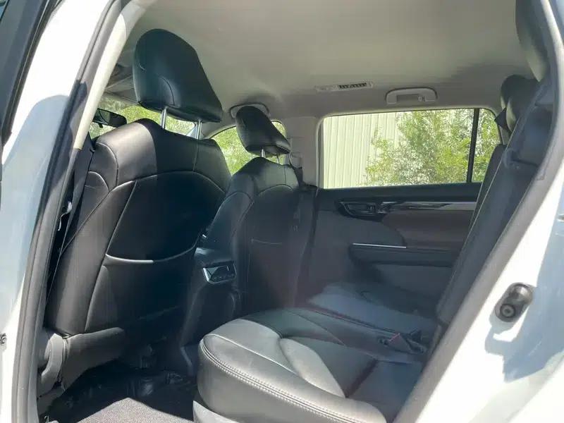 2022 Toyota Highlander Hybrid 2.5L AWD Elite 7-Seater — миниатюра 9