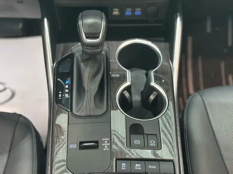 2022 Toyota Highlander Hybrid 2.5L AWD Supreme Edition 7-Seater — миниатюра 18