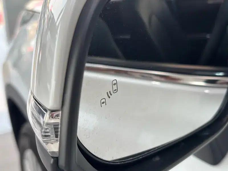 2022 Toyota Highlander Hybrid 2.5L AWD Supreme Edition 7-Seater — миниатюра 20