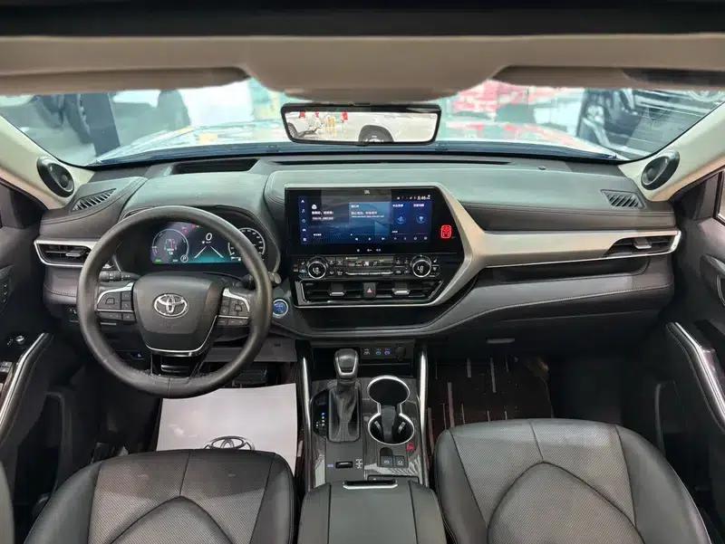 2022 Toyota Highlander Hybrid 2.5L AWD Supreme Edition 7-Seater — миниатюра 21