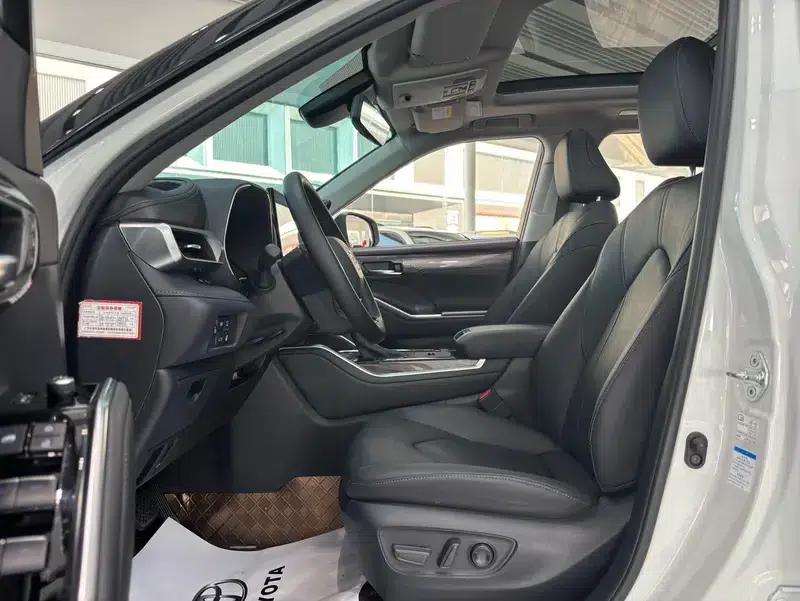 2022 Toyota Highlander Hybrid 2.5L AWD Supreme Edition 7-Seater — миниатюра 22