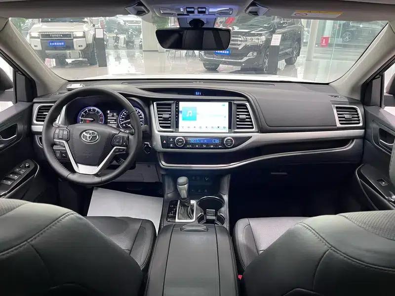 2018 Toyota Highlander 2.0T AWD Luxury 7-seater (China VI Emission Standard) — миниатюра 11