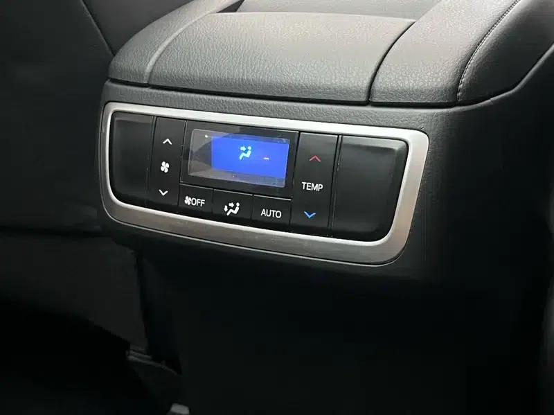 2018 Toyota Highlander 2.0T AWD Luxury 7-seater (China VI Emission Standard) — миниатюра 15