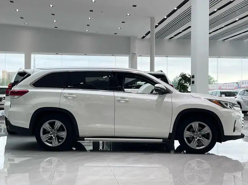 2018 Toyota Highlander 2.0T AWD Luxury 7-seater (China VI Emission Standard) — миниатюра 7