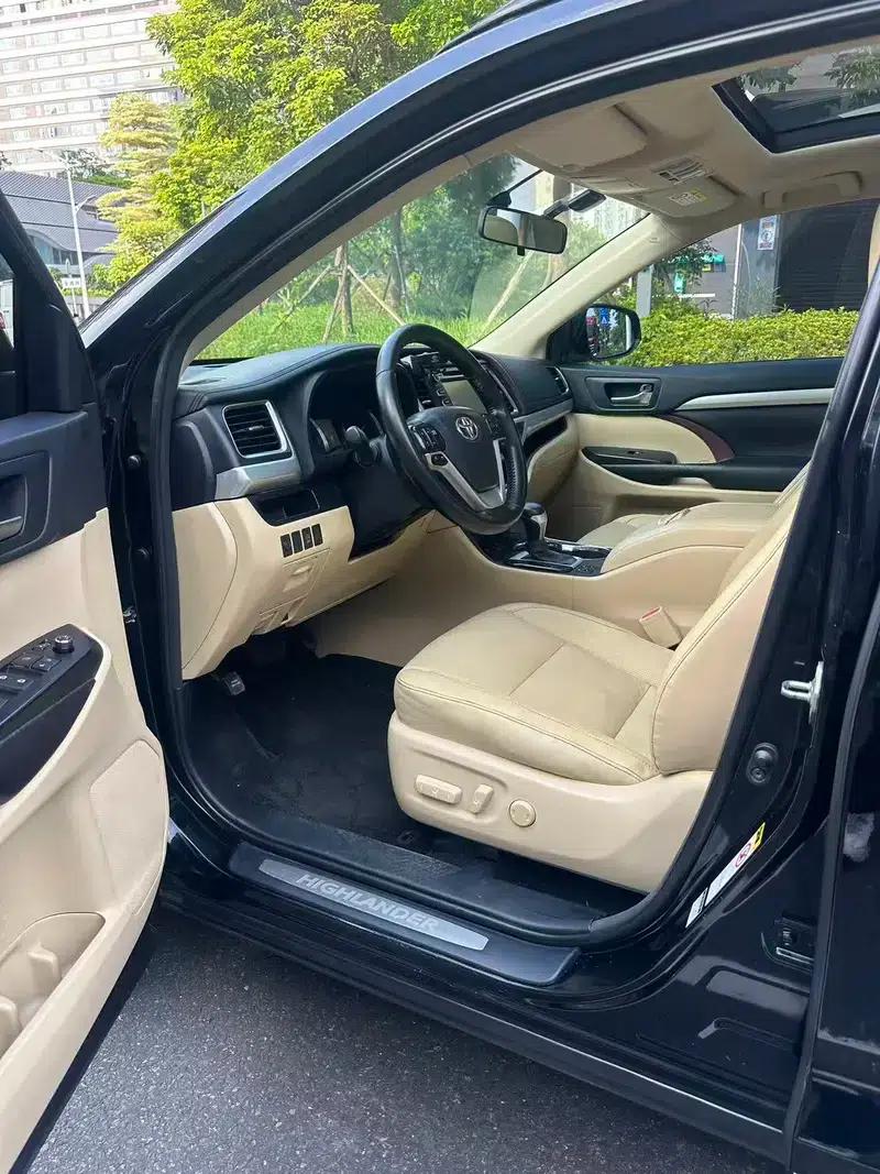 2015 Highlander 2.0T 2WD Luxury 7-seater — миниатюра 15
