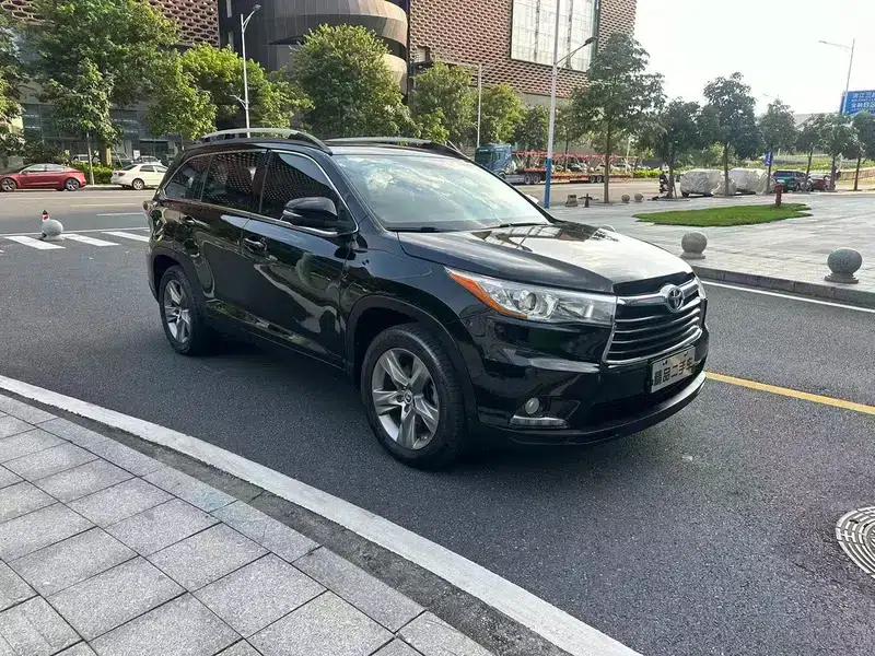 2015 Highlander 2.0T 2WD Luxury 7-seater — миниатюра 3