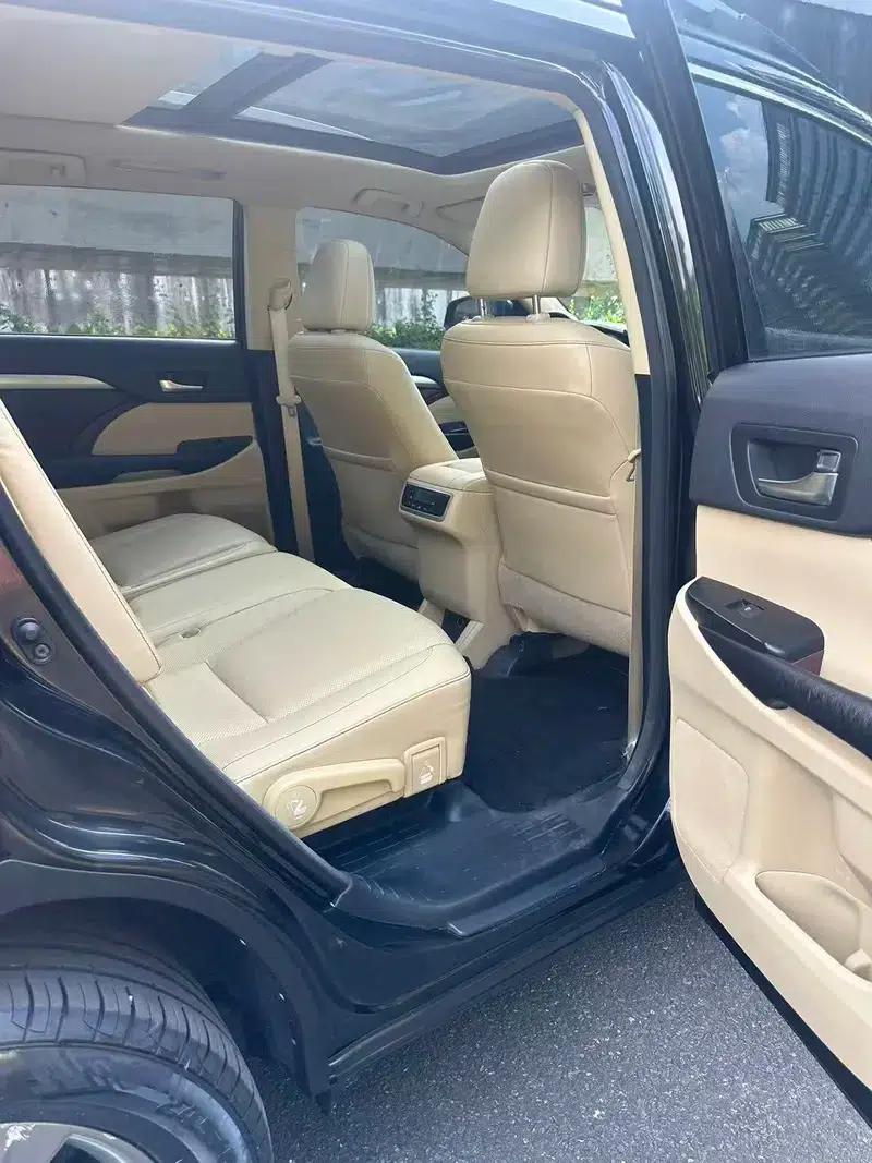 2015 Highlander 2.0T 2WD Luxury 7-seater — миниатюра 8