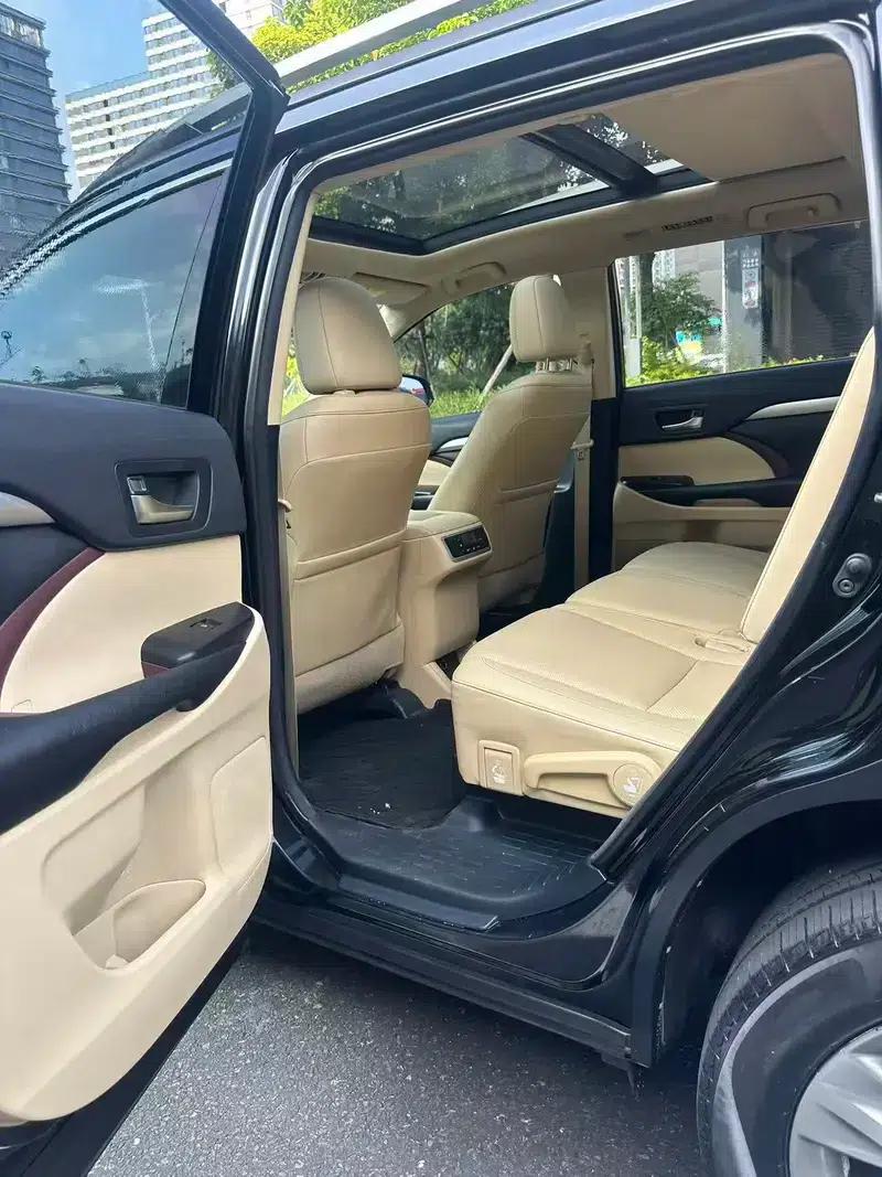 2015 Highlander 2.0T 2WD Luxury 7-seater — миниатюра 9
