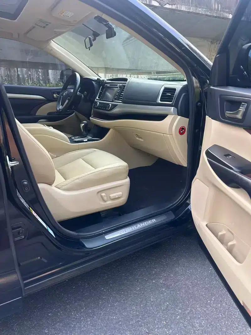 2015 Highlander 2.0T 2WD Luxury 7-seater — миниатюра 10