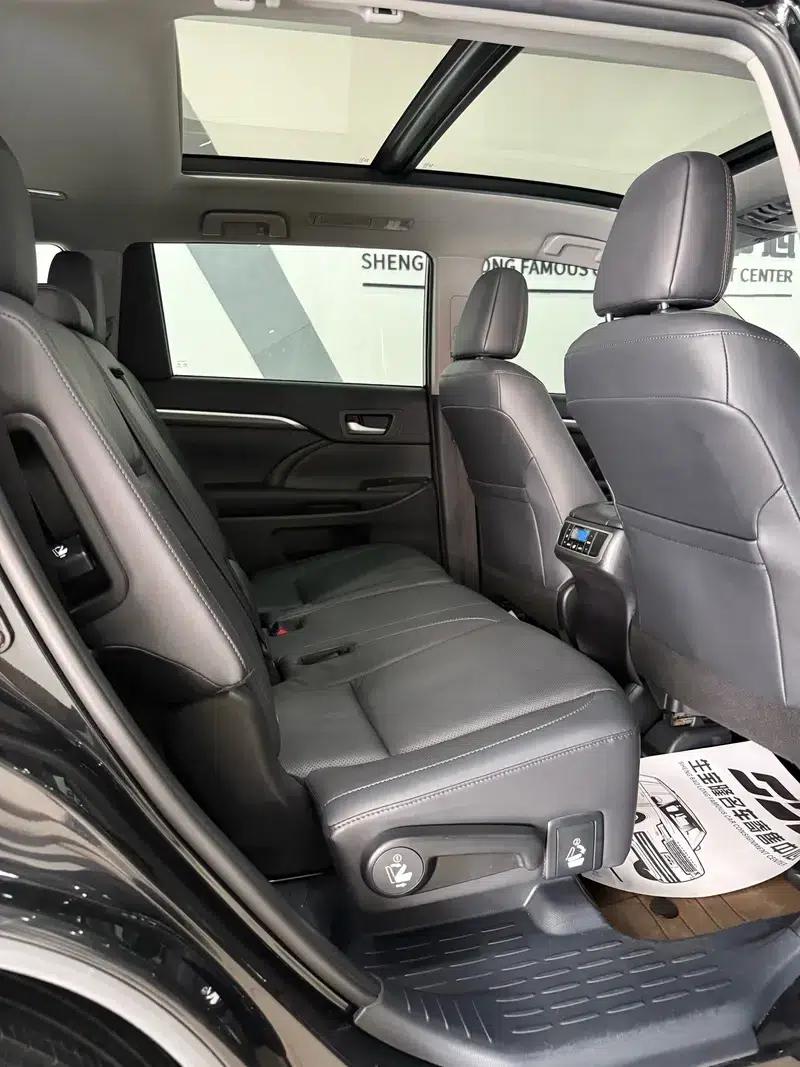 2021 Toyota Highlander 2.0T AWD Premium Edition (7-seater) — миниатюра 18