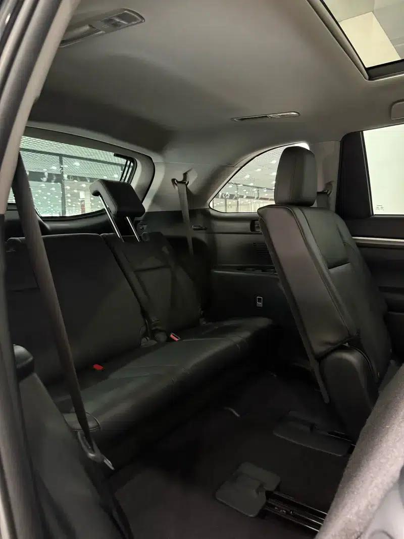 2021 Toyota Highlander 2.0T AWD Premium Edition (7-seater) — миниатюра 25