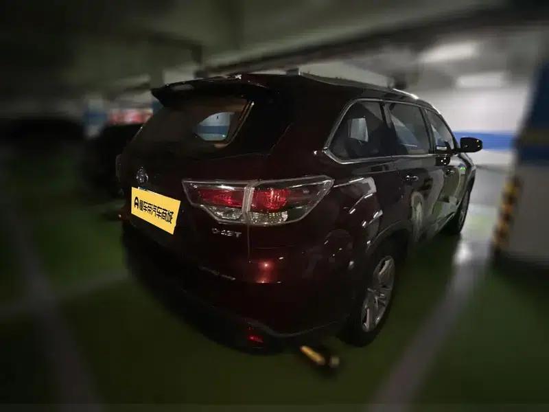 2017 Highlander 2.0T AWD Supreme Edition 7-seater — миниатюра 4