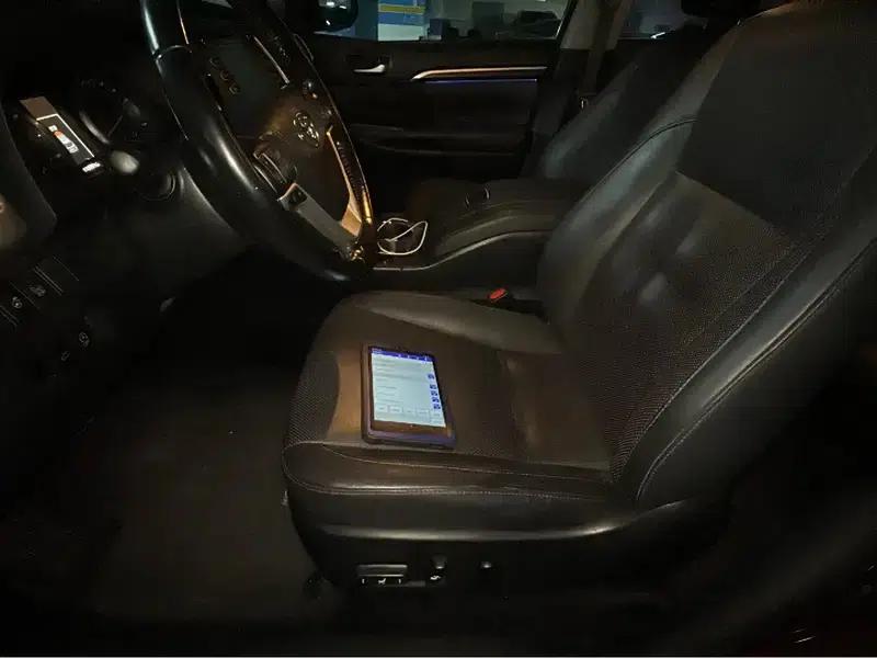 2017 Highlander 2.0T AWD Supreme Edition 7-seater — миниатюра 7