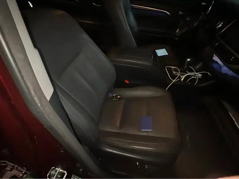 2017 Highlander 2.0T AWD Supreme Edition 7-seater — миниатюра 8