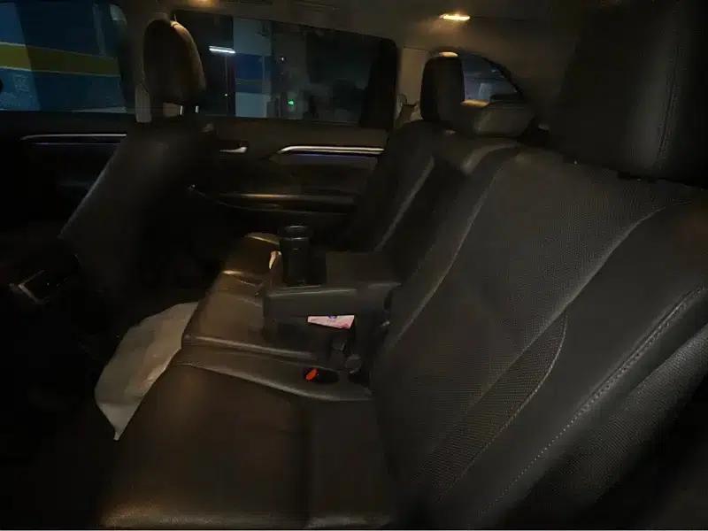2017 Highlander 2.0T AWD Supreme Edition 7-seater — миниатюра 9