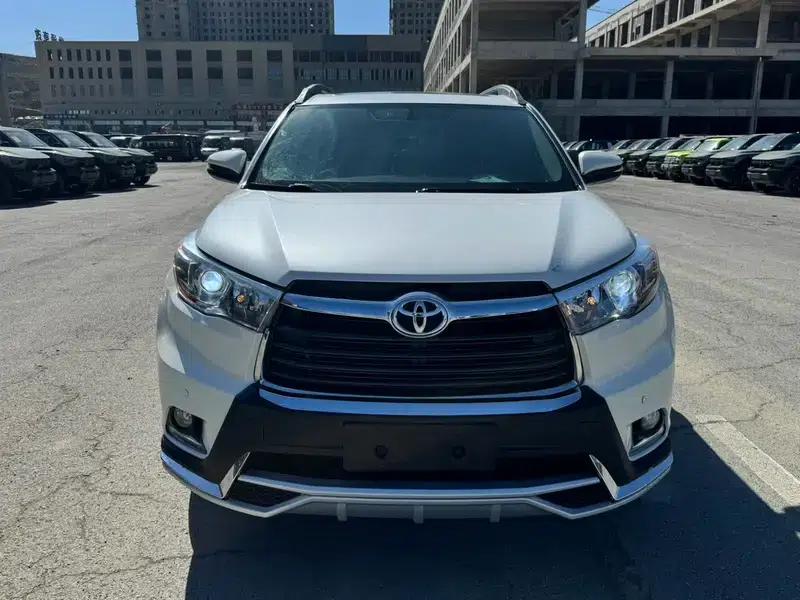 2017 Highlander 2.0T AWD Luxury 7-seater — миниатюра 2