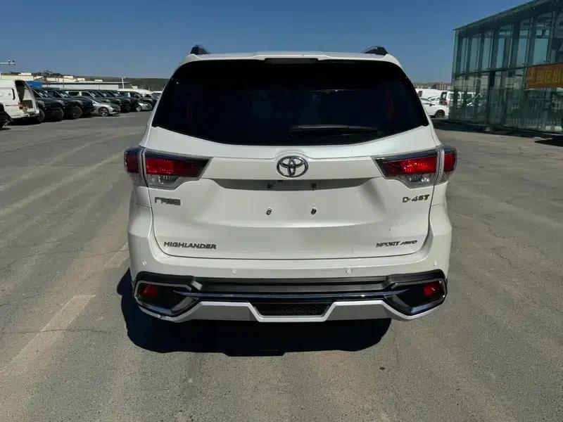 2017 Highlander 2.0T AWD Luxury 7-seater — миниатюра 5