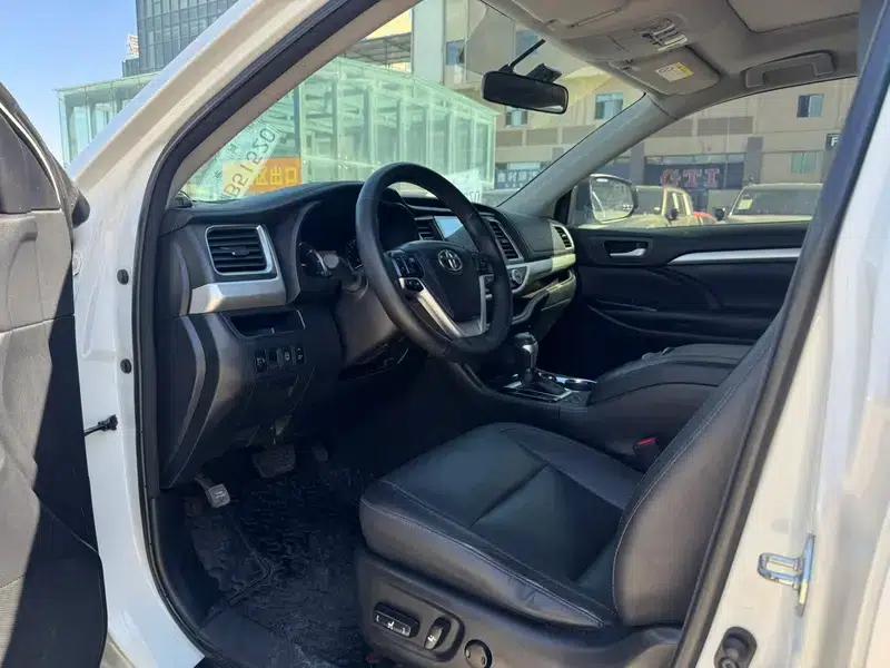 2017 Highlander 2.0T AWD Luxury 7-seater — миниатюра 8