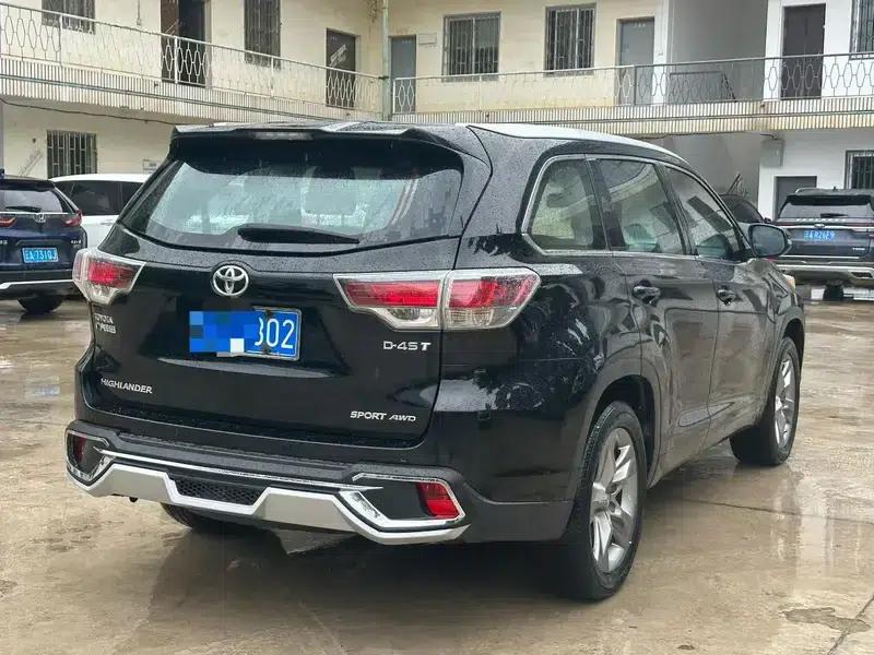 2017 Highlander 2.0T AWD Luxury 7-seater — миниатюра 5