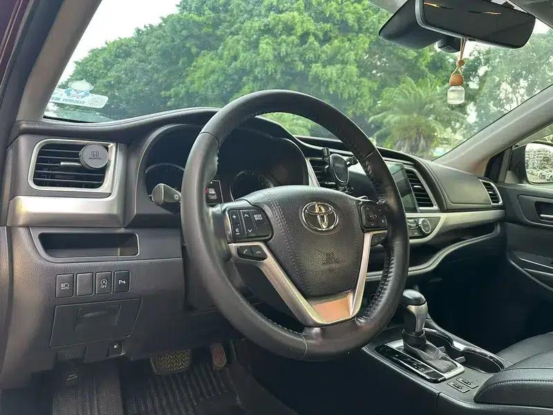 2018 Toyota Highlander 2.0T 2WD Luxury 7-seater (China VI Emission Standard) — миниатюра 5