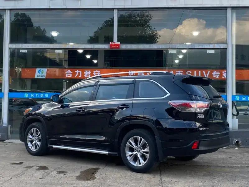 2017 Highlander 2.0T 2WD Elite Edition 5-seater — миниатюра 5