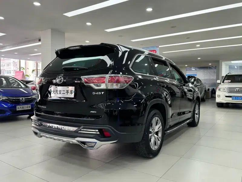 2015 Highlander 2.0T 2WD Elite Edition 5-seater — миниатюра 5