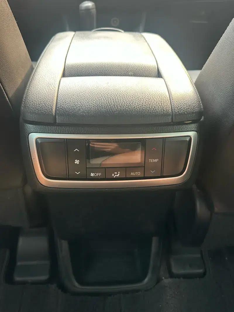 2015 Highlander 2.0T AWD Luxury 7-seater — миниатюра 9
