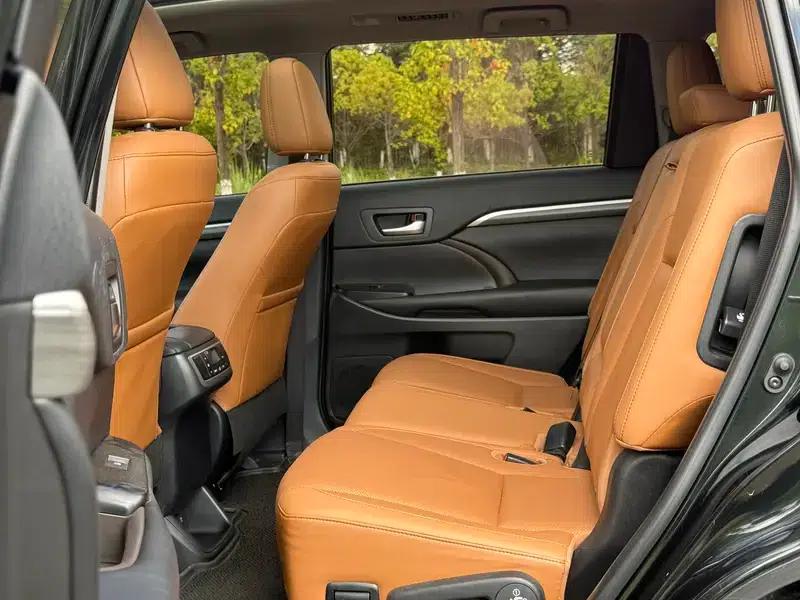 2018 Toyota Highlander 2.0T AWD Knight Edition 7-seater (China VI Emission Standard) — миниатюра 9