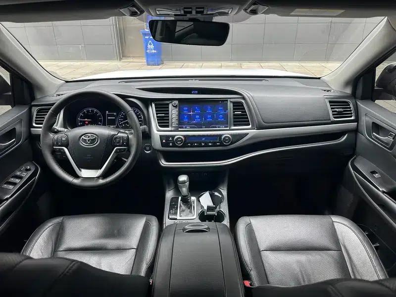 2018 Toyota Highlander 2.0T AWD Luxury 7-seater (China VI Emission Standard) — миниатюра 7