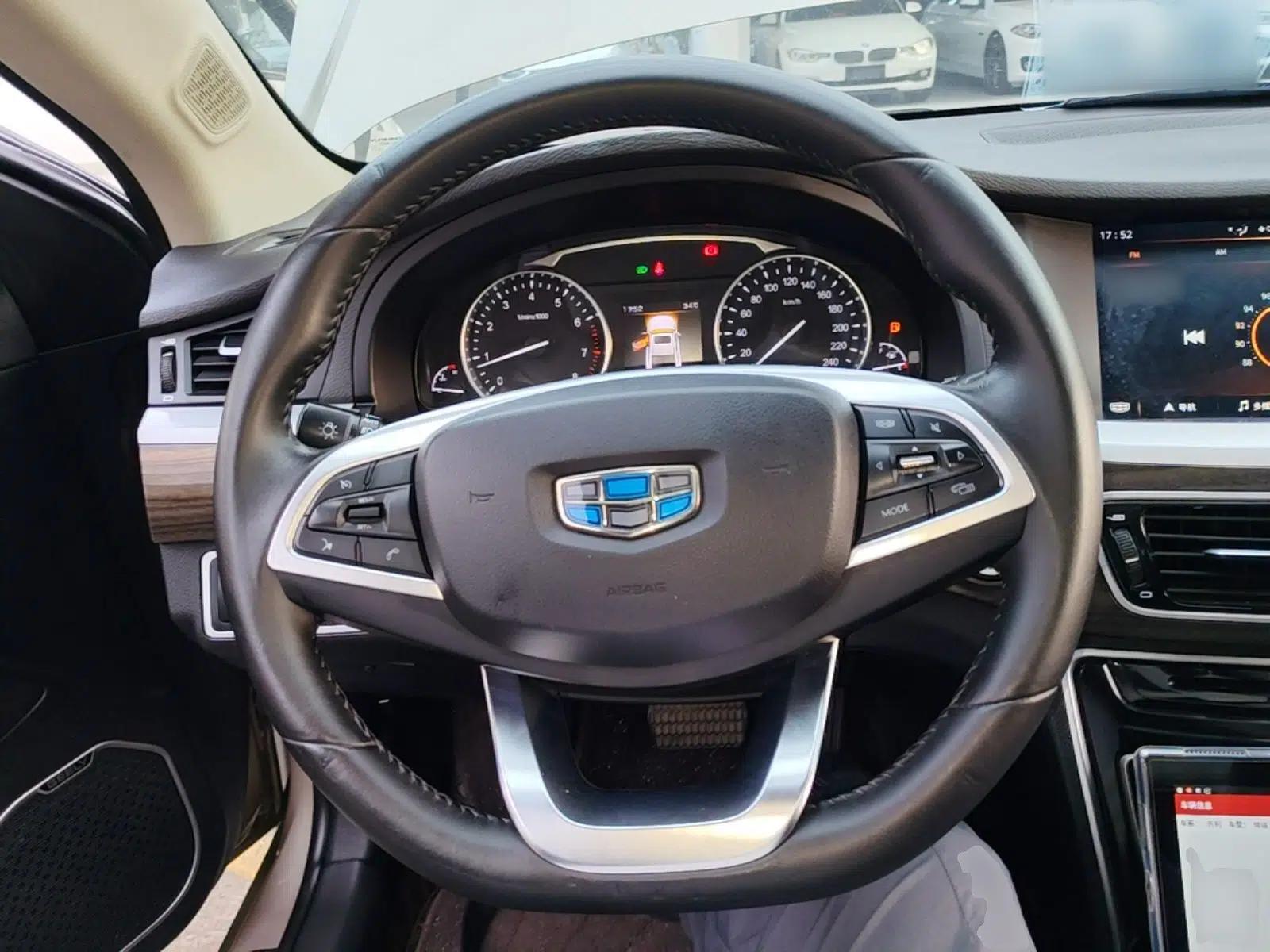 Geely Auto Emgrand GT 2017 1.8T Luxury Model — миниатюра 13