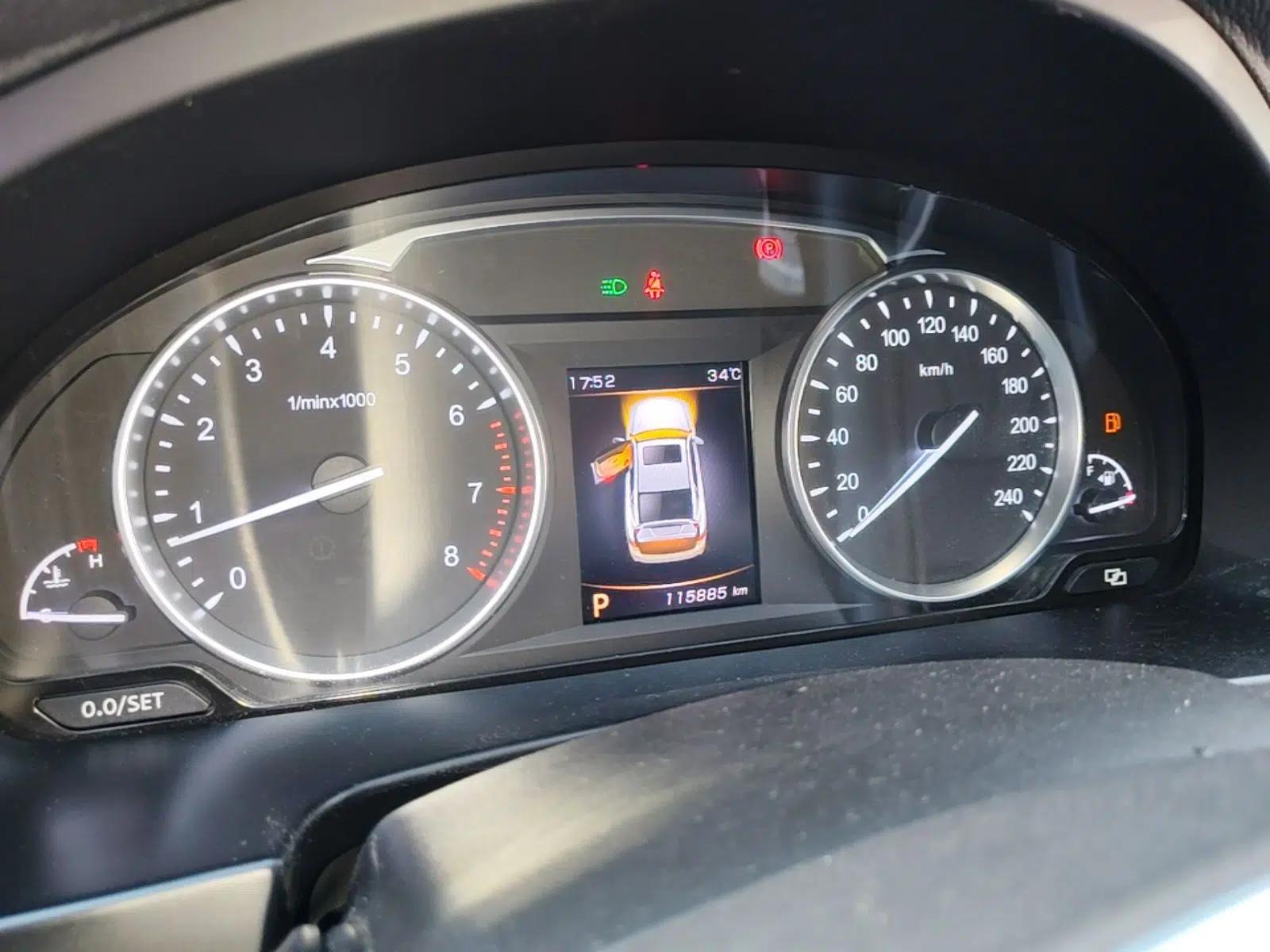 Geely Auto Emgrand GT 2017 1.8T Luxury Model — миниатюра 14