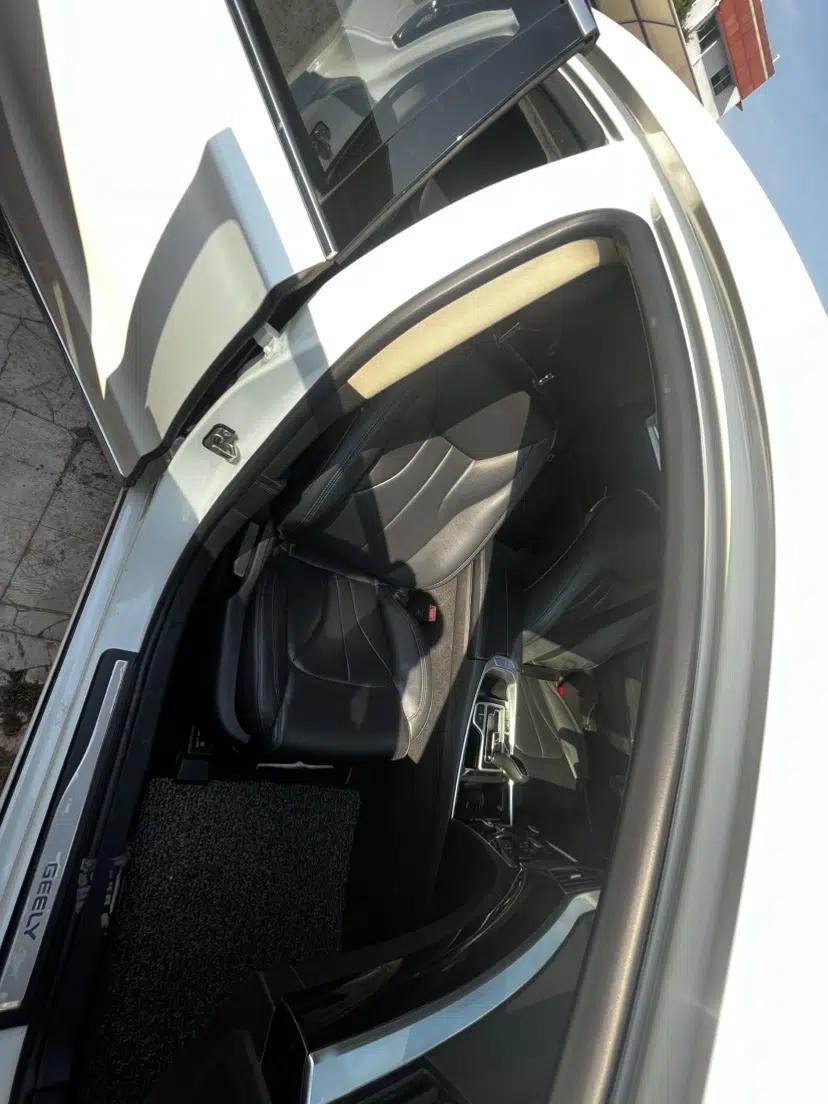 Geely Auto Emgrand GT 2015 1.8T Standard Model — миниатюра 12