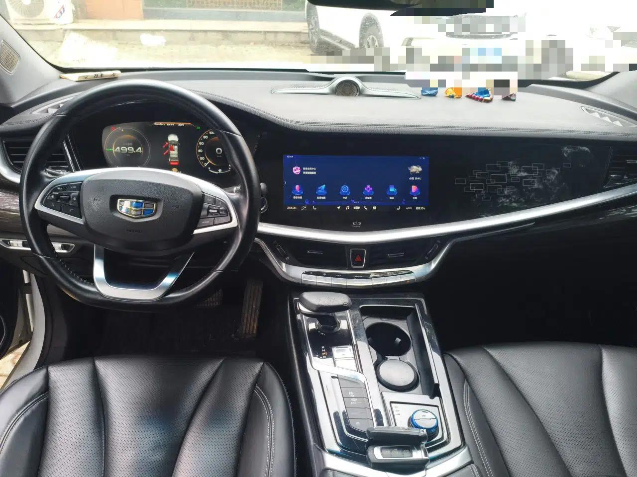 Geely Auto Emgrand GT New Energy 2018 1.5T PHEV Yao Ling Edition — миниатюра 9