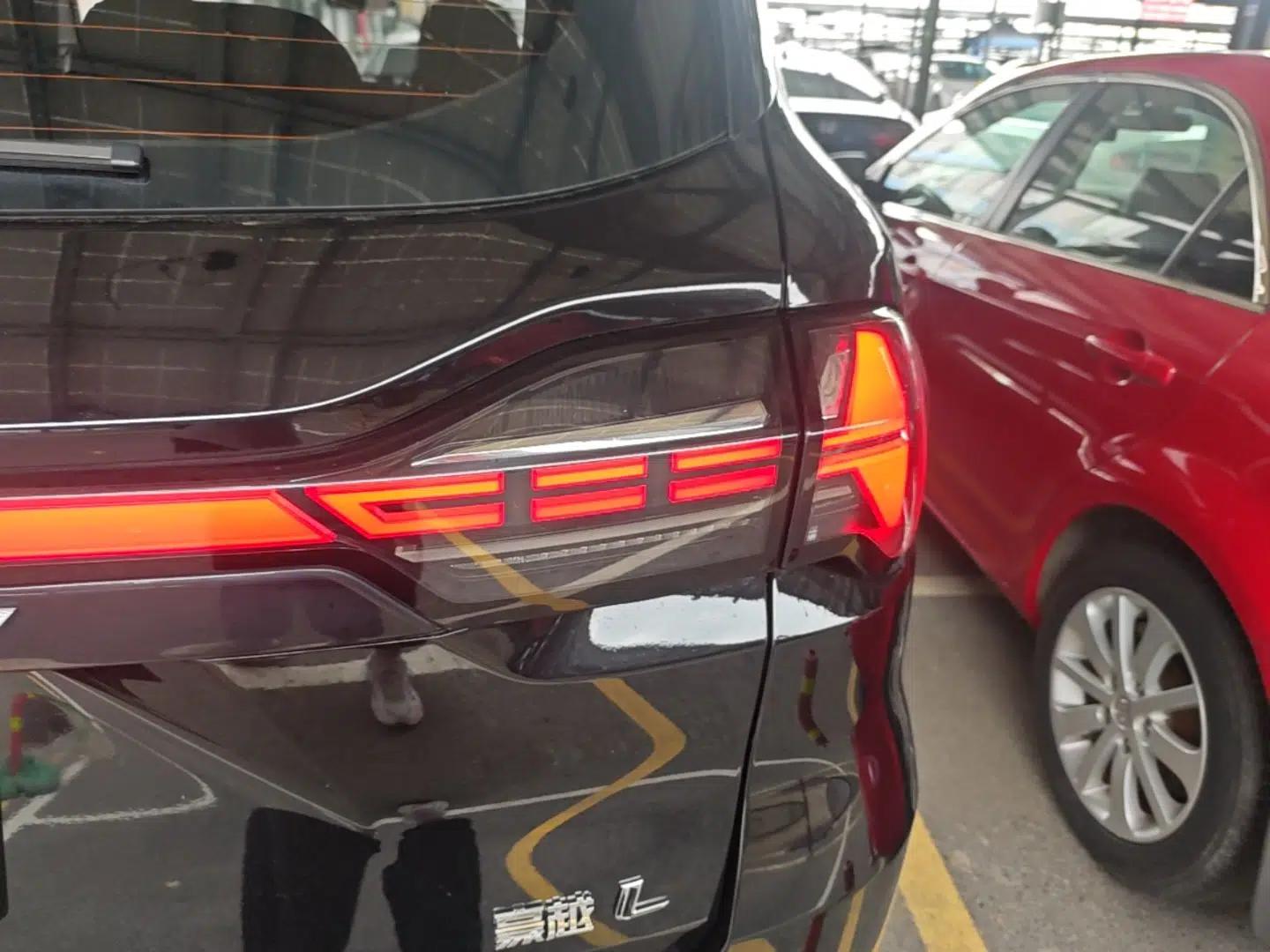 Geely Auto Haoyue L 2023 2.0T DCT Luxury Version — миниатюра 9