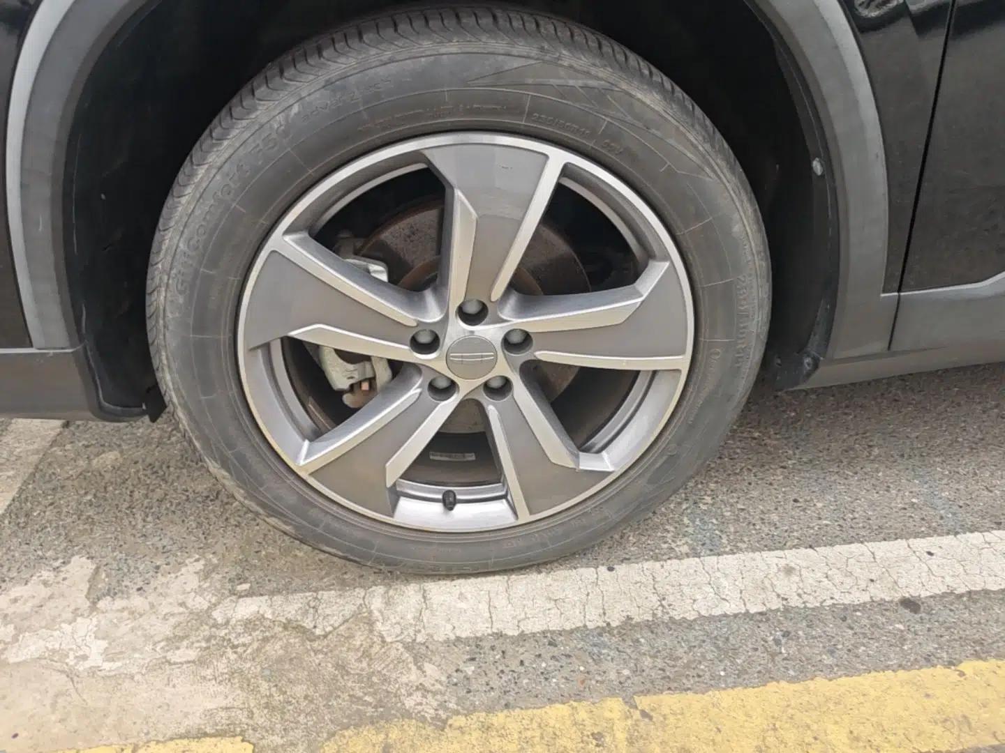 Geely Auto Haoyue L 2023 2.0T DCT Luxury Version — миниатюра 10
