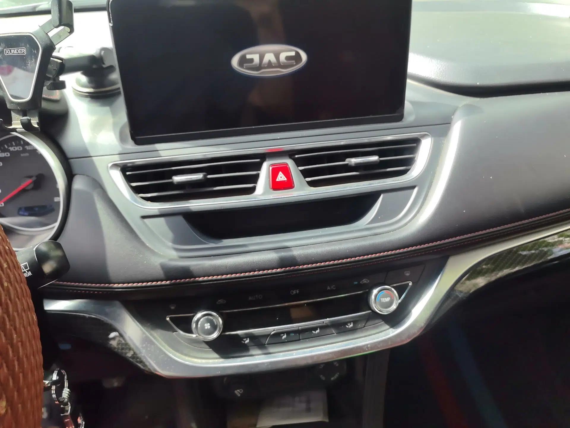 JAC Group Refine S3 2020 1.5L Manual - Overdrive Type I — миниатюра 13