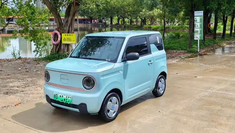 2024 Panda Mini Dragon Edition (200km/h) — миниатюра 1