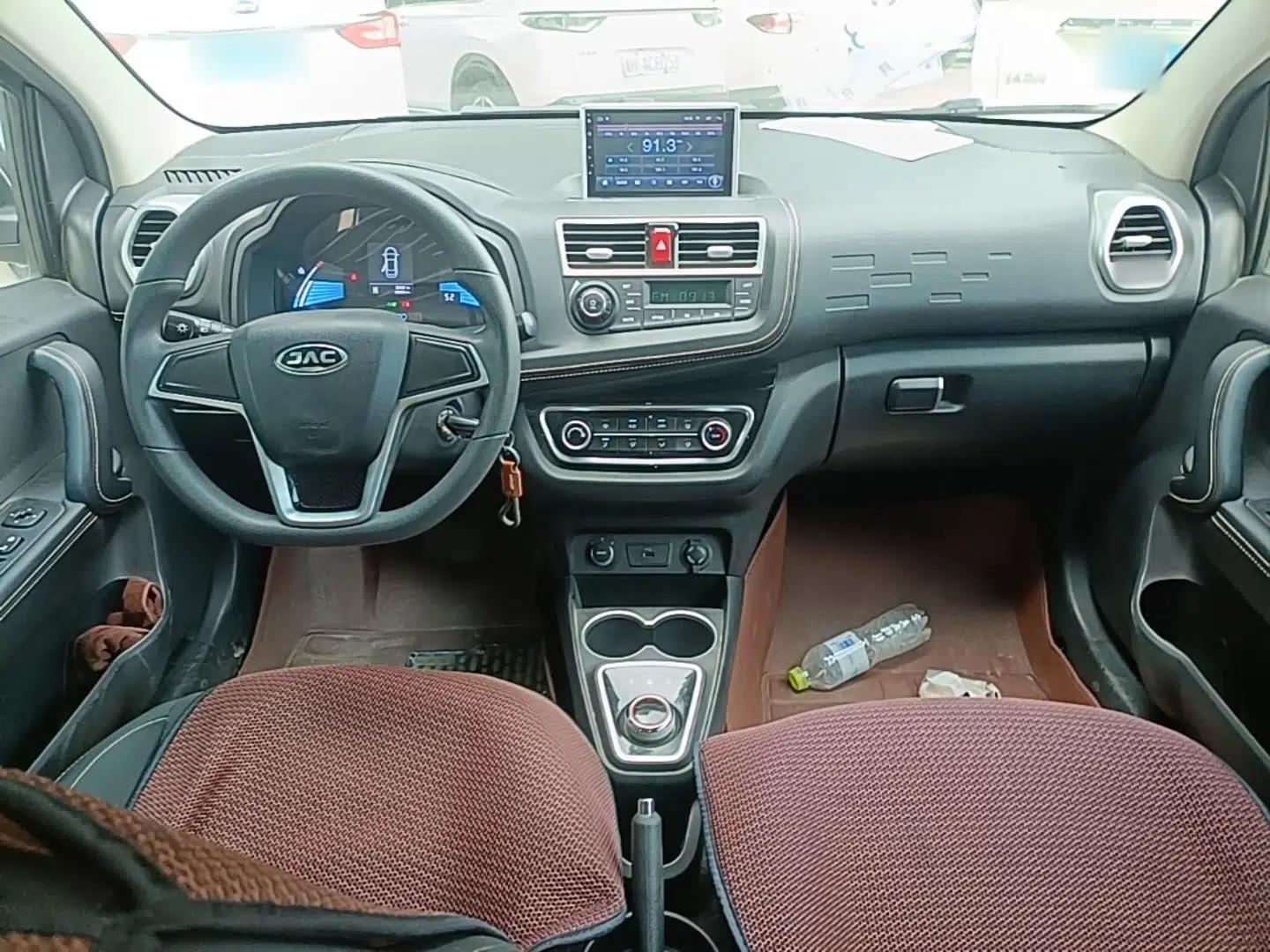 JAC Group iEV6E 2019 Upgraded iEV6E Luxury Model — миниатюра 17