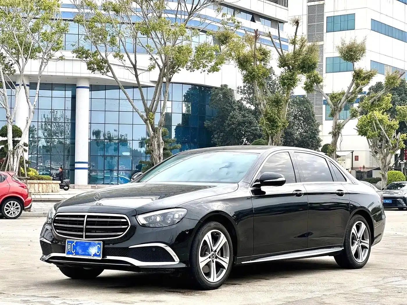 2019 Mercedes-Benz E-Class E 260 L Sport — миниатюра 1