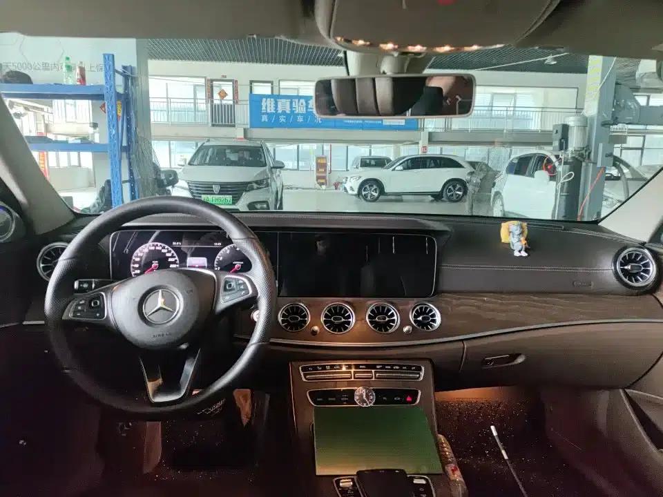 Mercedes-Benz E-Class 2018 Facelift E 300 L Luxury — миниатюра 3