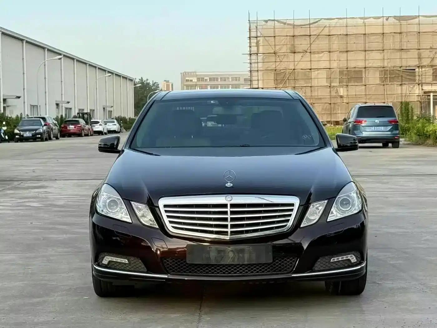 Mercedes-Benz E-Class 2010 E 300 L Fashion Edition — миниатюра 2