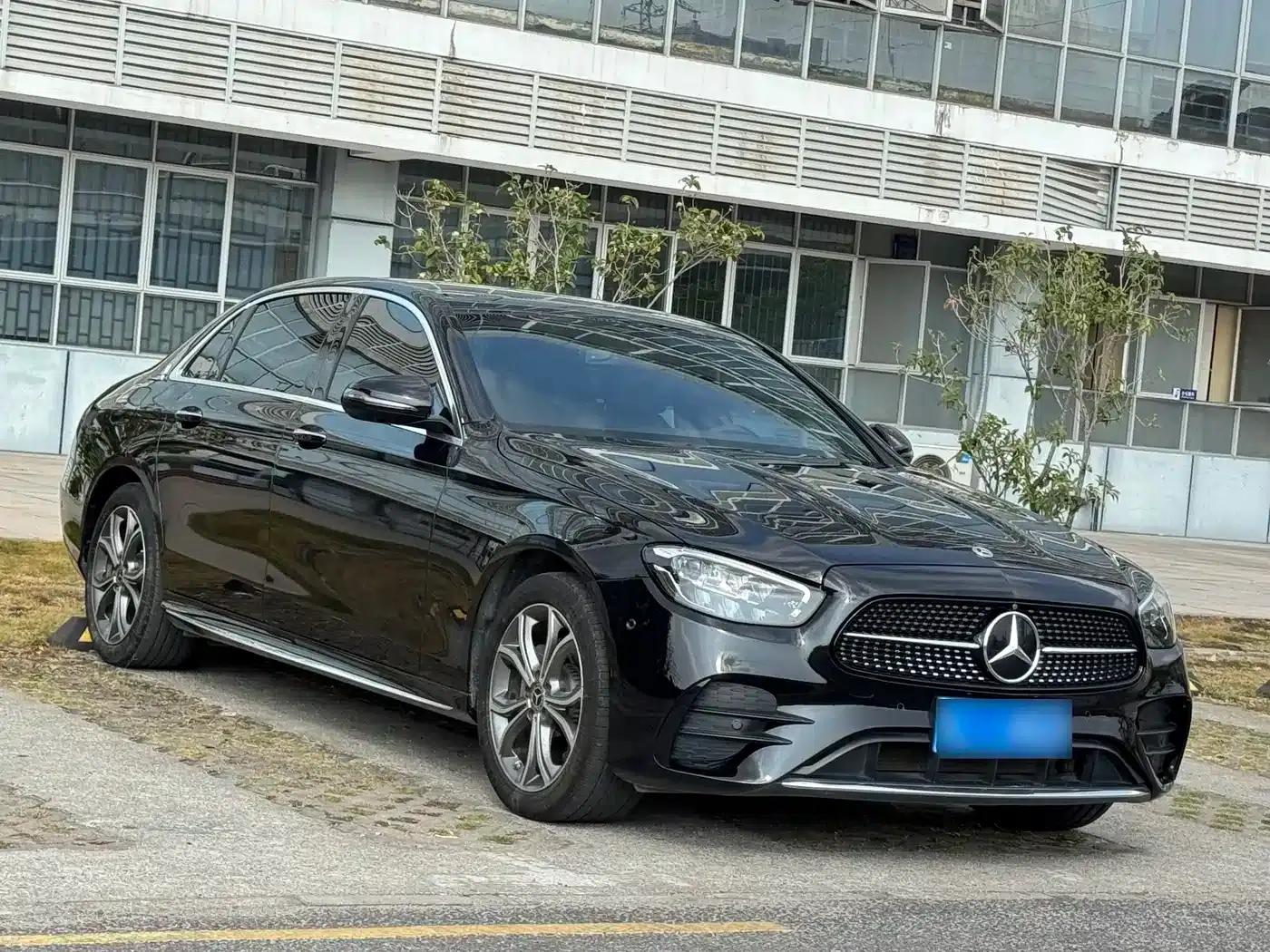 Mercedes-Benz E-Class 2022 E 300 L Sport Luxury — миниатюра 3