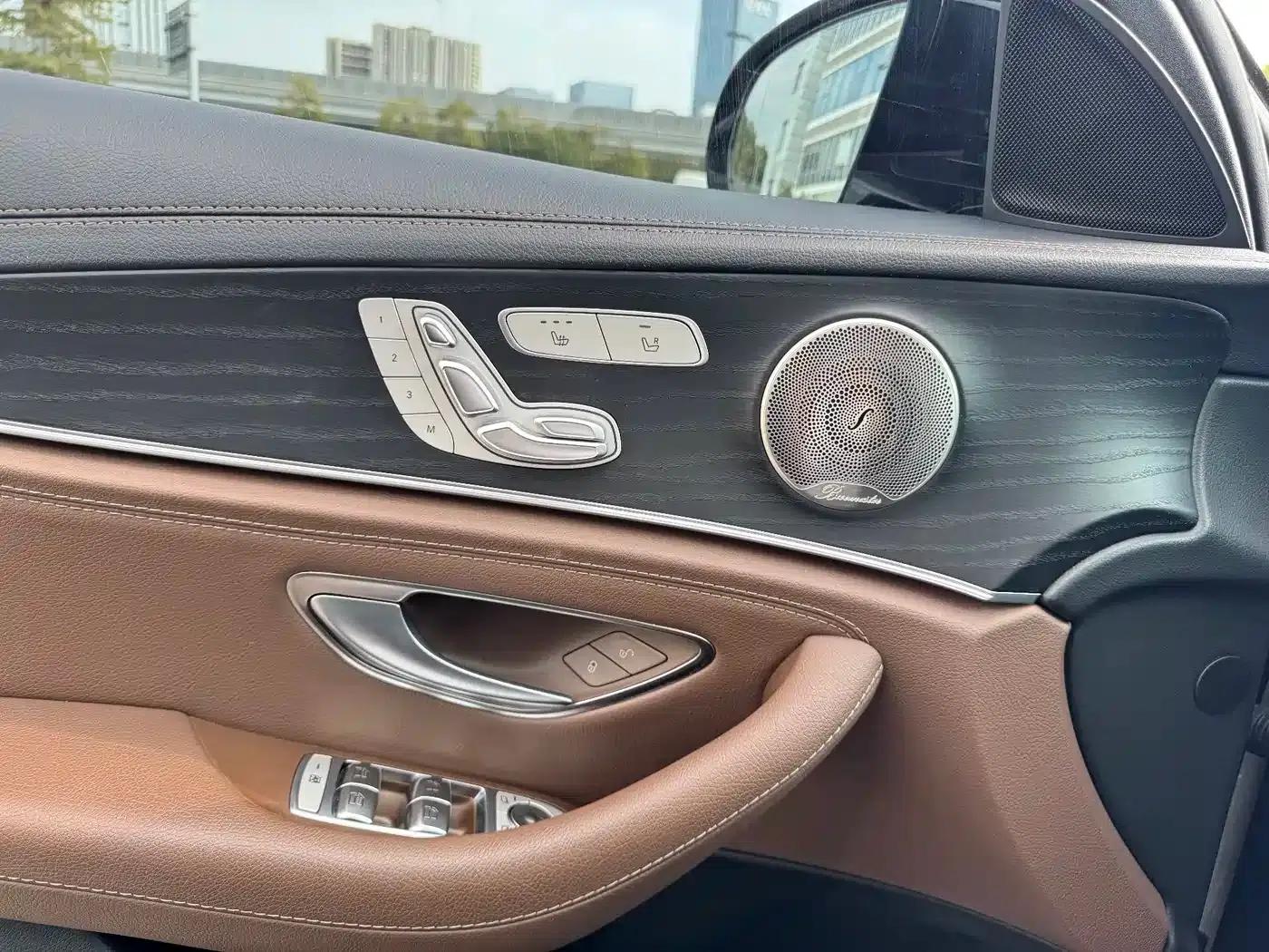 Mercedes-Benz E-Class 2022 E 300 L Sport Luxury — миниатюра 4